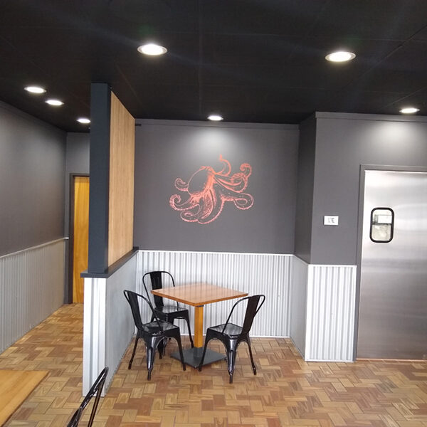 Contractor restaurant kitchen door