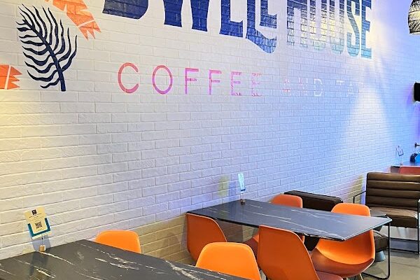 General contractor for Dwell House